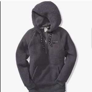 Sherpa hooded sweater